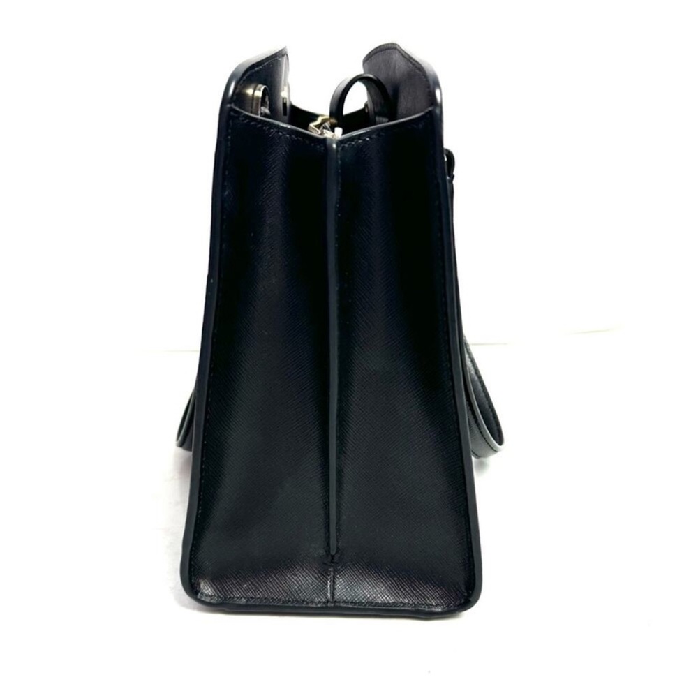 Kate Spade Perry Medium Satchel
Saffiano Leather Black - Picture 2 of 4
